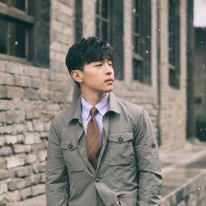 ​邓伦头像高清图片 帅气可爱适合做qq头像的邓伦照片