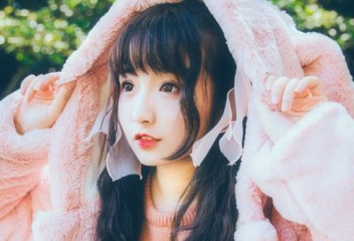 ​简单超拽的女生qq网名(精选185个)