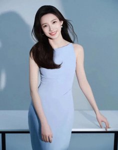 ​马凡舒“最美写真”蓝如碧水，宛若天仙！完全让人挪不开视线！