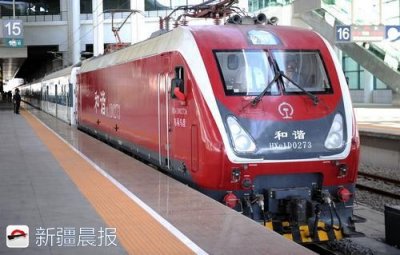 ​乌鲁木齐至伊宁首趟直达特快列车开行 伊宁进入首府5小时交通圈