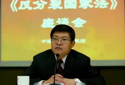 ​李滨多次泄露机密，他是怎么从外交精英变成背叛者的？