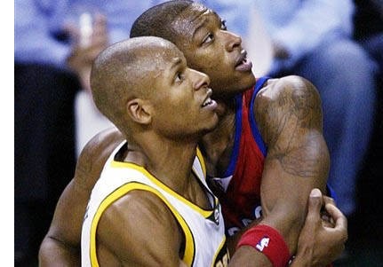 NBA赛事中的各种奇葩爆笑合集，笑喷了