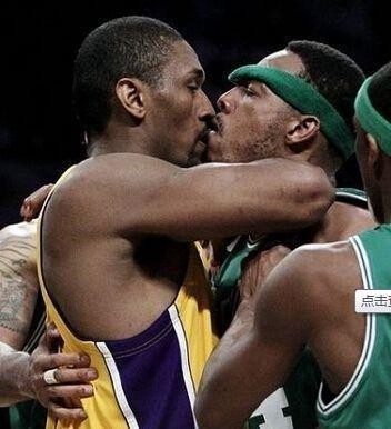 NBA赛事中的各种奇葩爆笑合集，笑喷了