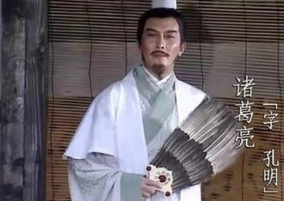 ​1994版《三国演义》，唐国强出演诸葛亮为何被众人反对？