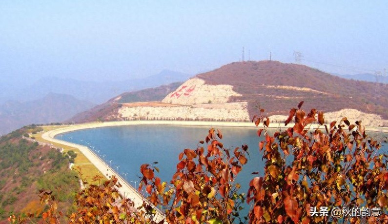 十三陵水库位于北京市昌平区，建于1958年，荣誉 国家水利风景区