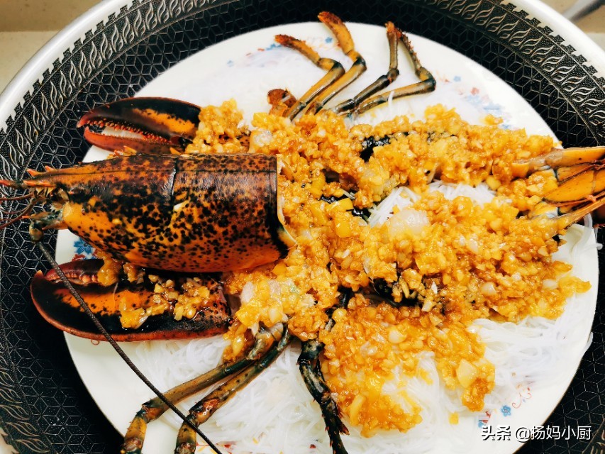 澳龙怎么处理(波士顿龙虾的美食料理步骤)