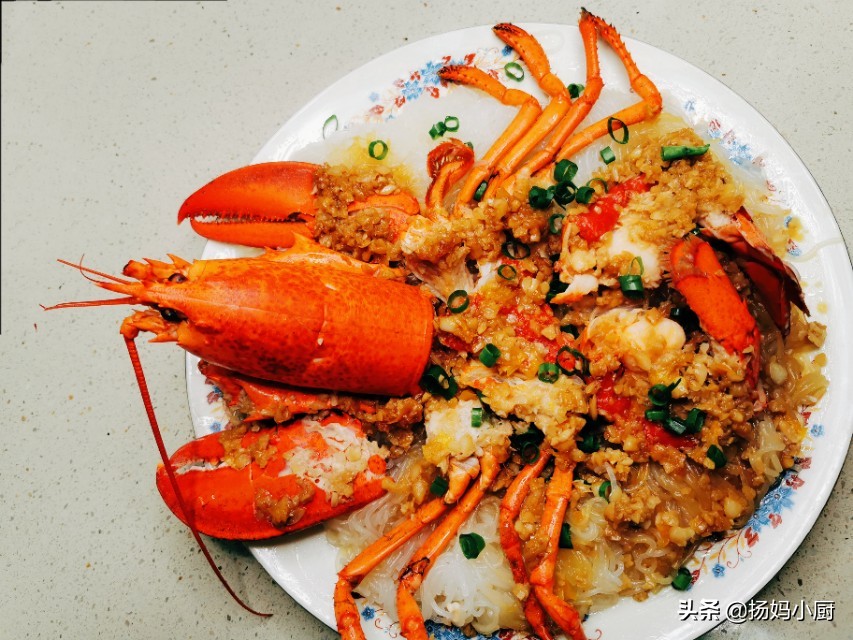 澳龙怎么处理(波士顿龙虾的美食料理步骤)