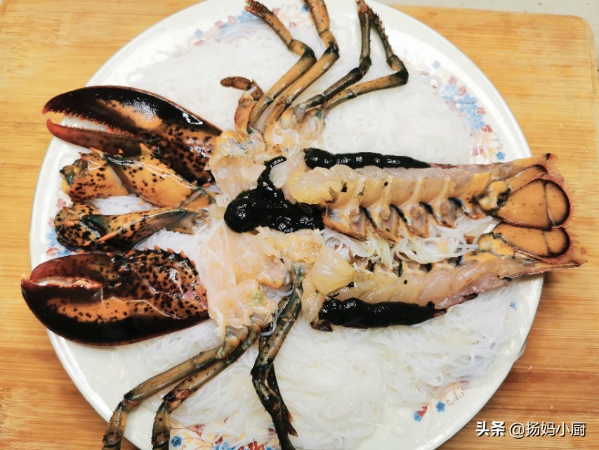 澳龙怎么处理(波士顿龙虾的美食料理步骤)