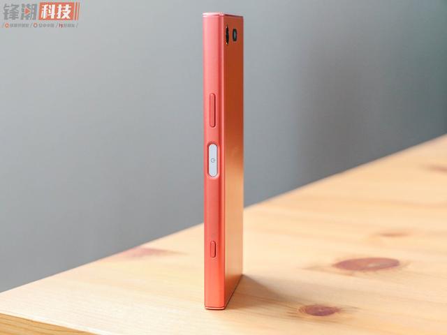 几年前的索尼xperia xz1（这才是真正的索尼制造）(8)
