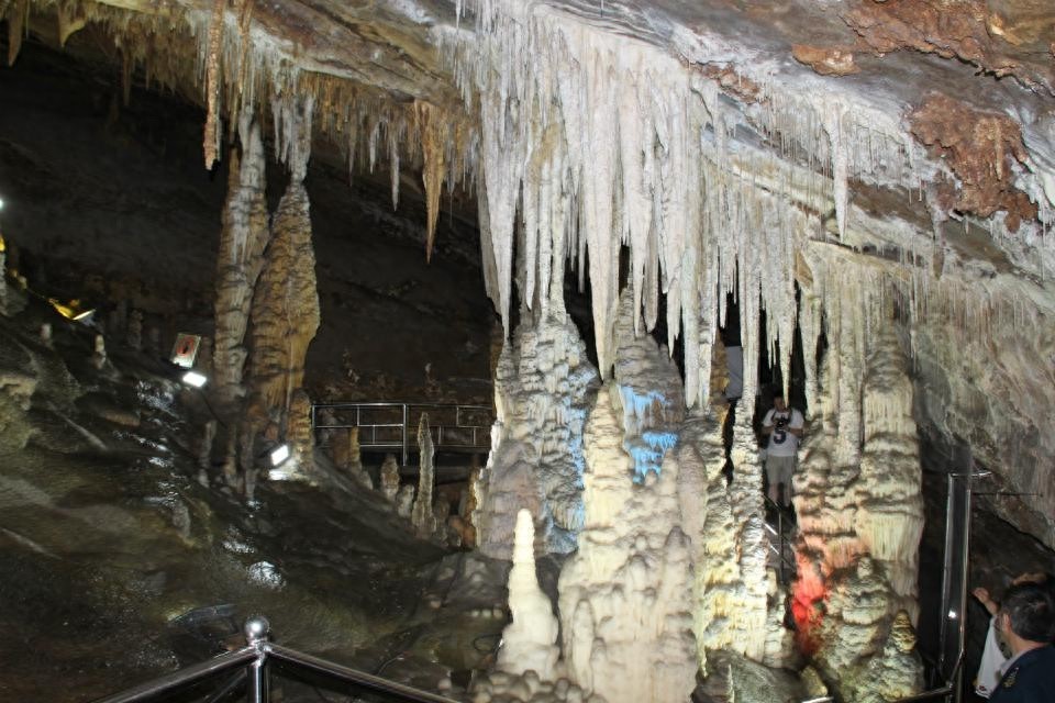 丰都神秘洞窟——雪玉洞等你来揭密